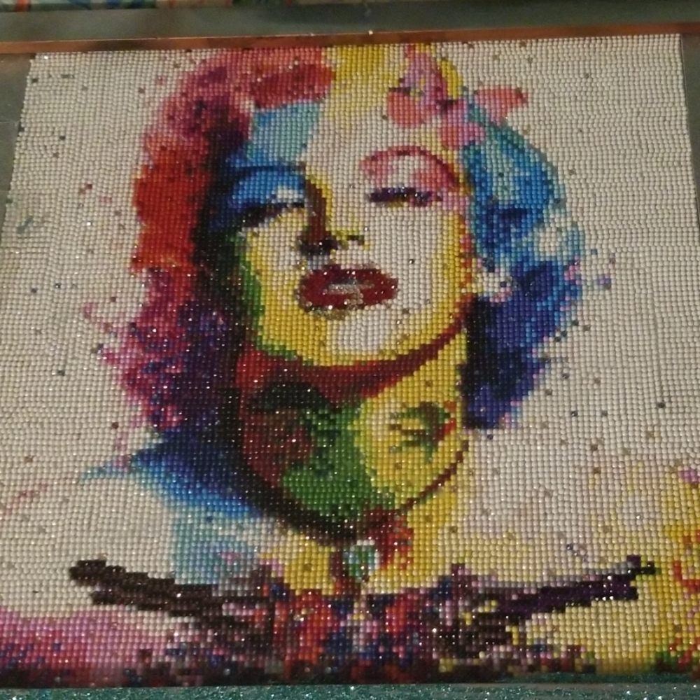 Marilyn monroe diamond art with frame